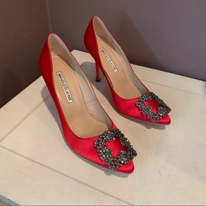 Manolo Blahnik Hangisi Red